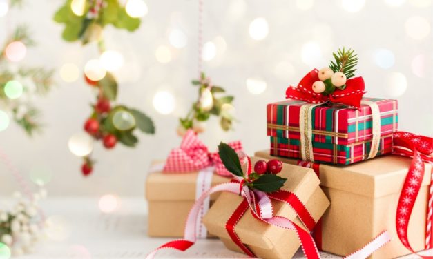 How to save money and avoid debt this Christmas